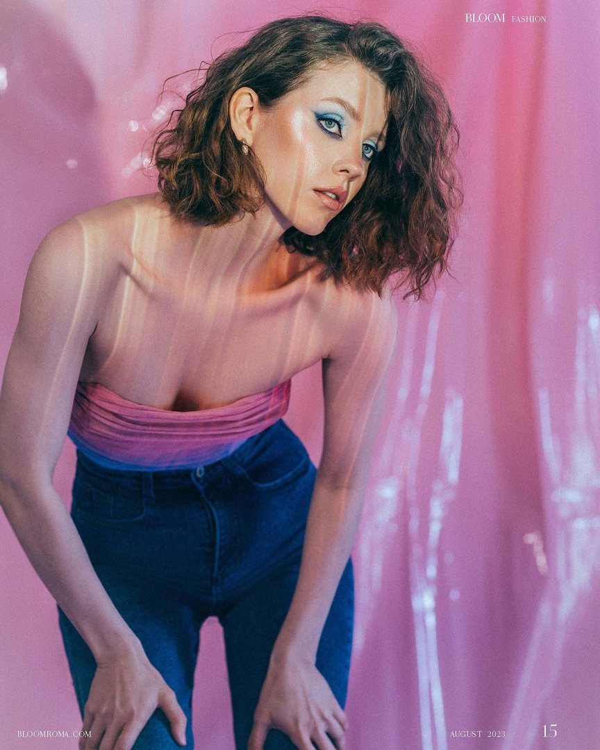Bloom Roma shoot: metallic eye makeup and curly styling